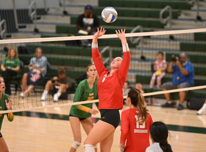 Mira Costa vs. Mater Dei girls volleyball by Heston Quan 8-29-23082920239 (2)